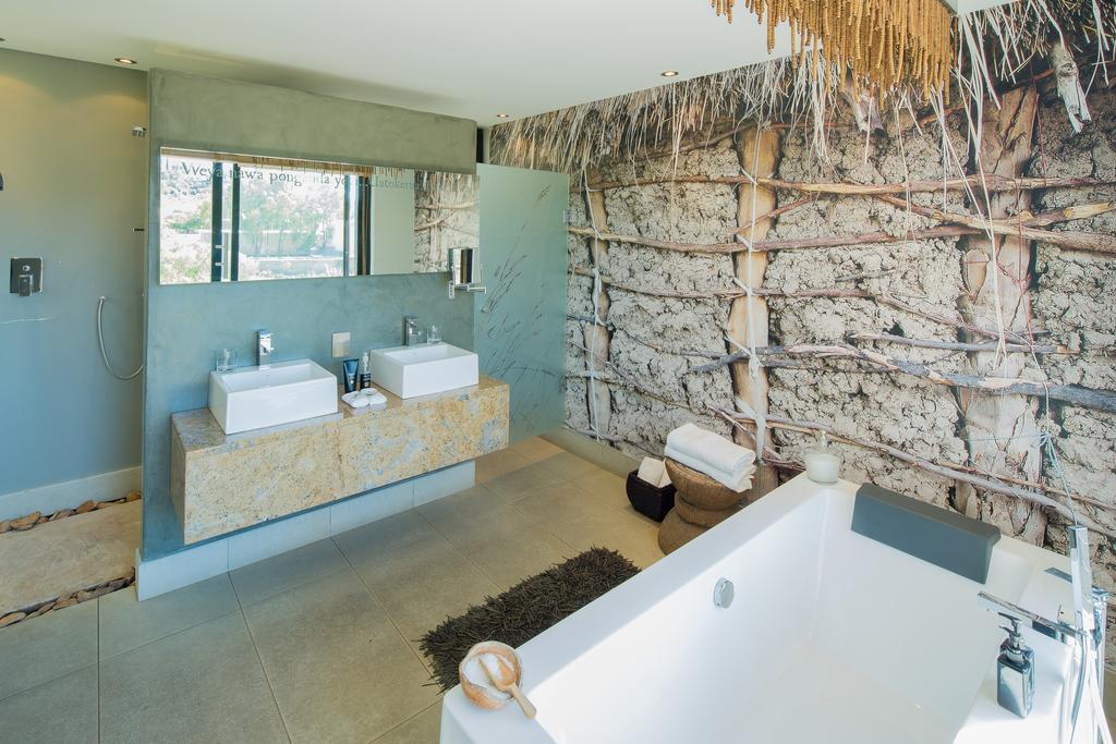 The Olive Exclusive All-Suite Hotel Windhoek Exterior photo